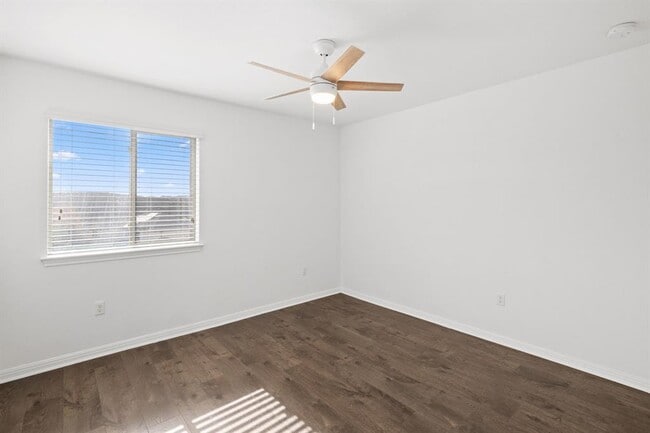 Building Photo - 10906 Bruneau Trail