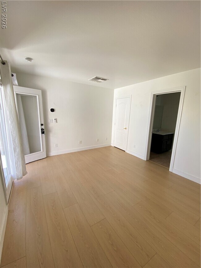 Building Photo - 2266 Smokey Sky Dr