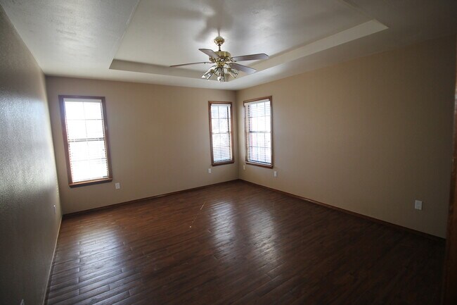 Building Photo - 308 Wilmington Cir