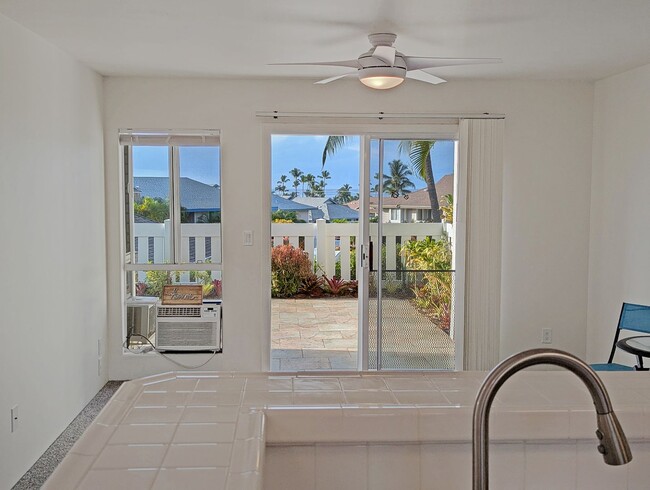 Building Photo - Ground floor 3 bedroom 2 bath with ocean view and community pools
