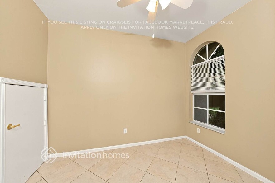 Building Photo - 6351 Bella Cir