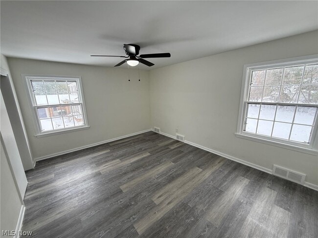 Building Photo - 22350 S Woodland Rd