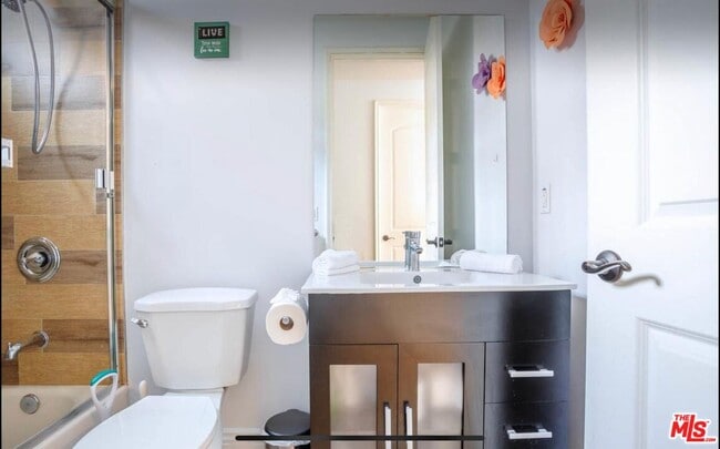 Building Photo - 19246 Liam Ln