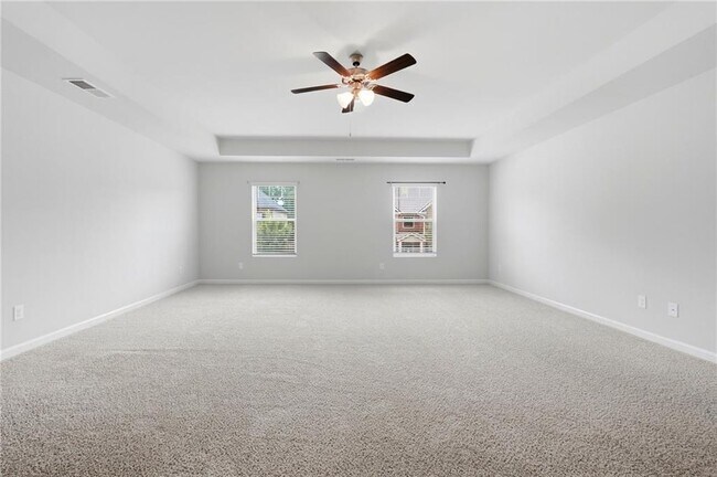 Building Photo - 3132 Hawthorn Farm Blvd