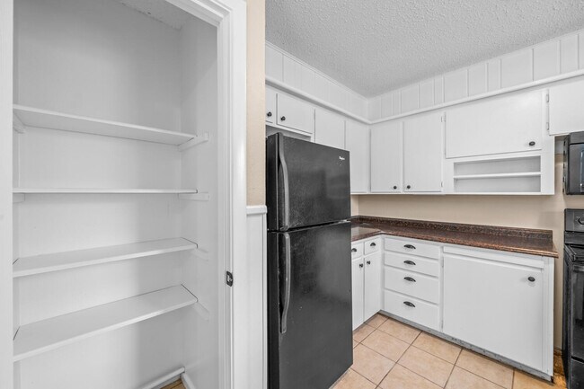Building Photo - 4814 16th St
