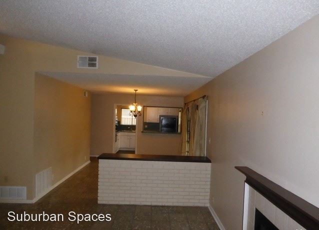 Building Photo - 2 br, 1 bath House - 801 Oblate Dr