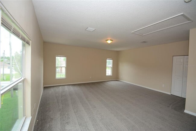 Building Photo - 20 Wheeler Ln