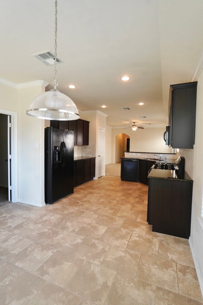 Building Photo - 3414 Halle Trace Ln