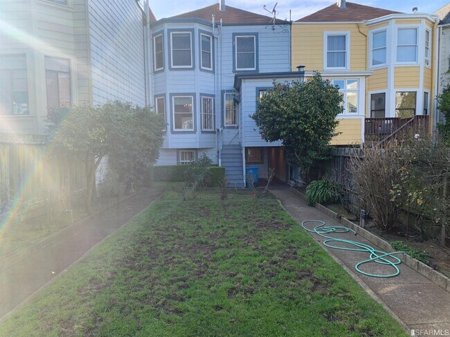 Building Photo - 238 8th Ave