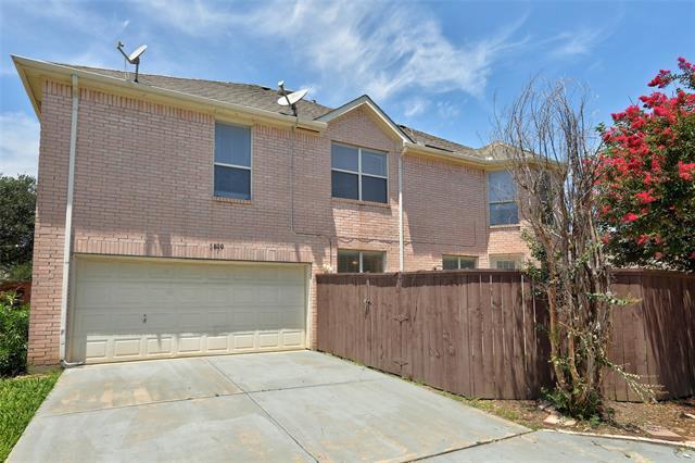 Building Photo - 3820 Cochran Dr
