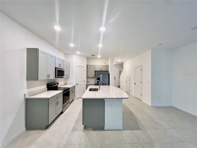 Building Photo - 1287 Axel Graeson Ave