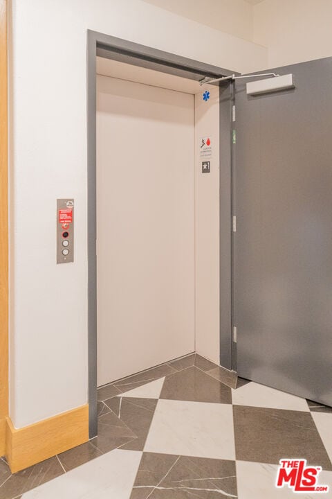 Building Photo - 124 W Colorado St