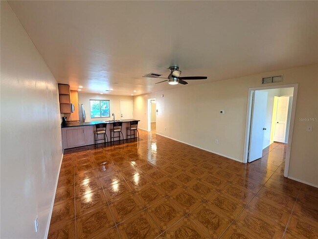 Building Photo - 2275 Alden Ln