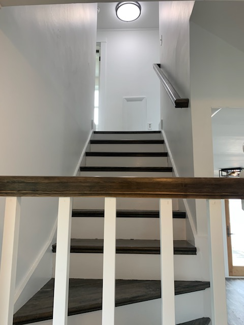 Building Photo - 10 Windward Cir Dr