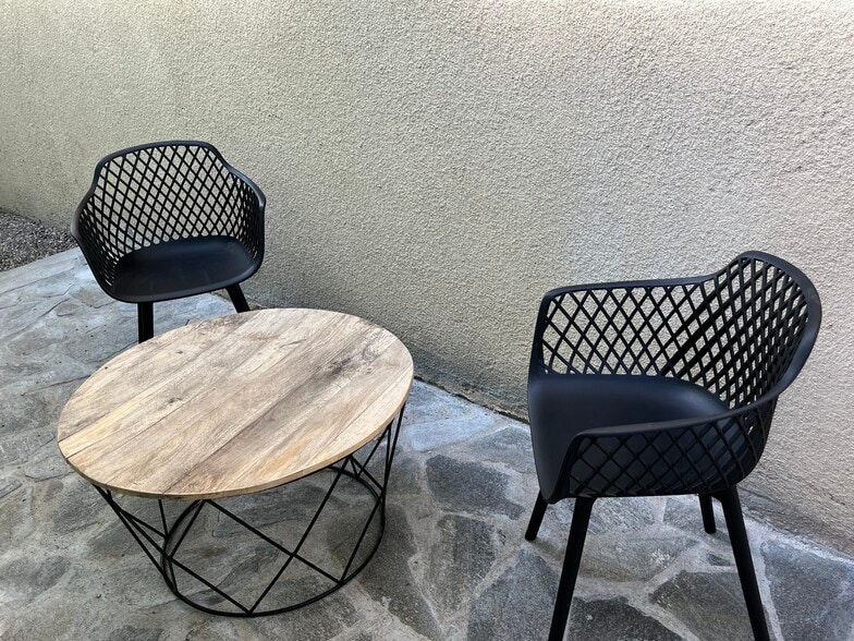 Building Photo - 3547 E Green St