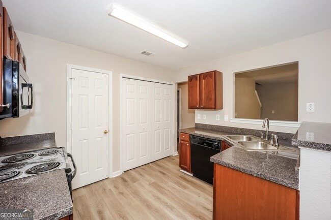 Building Photo - 4614 Raven Wood Loop