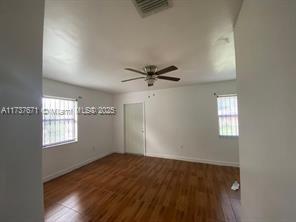 Building Photo - 425 NE 172nd St