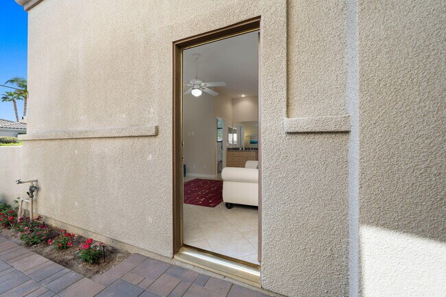 Building Photo - 75840 Sarazen Way