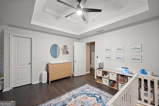 Building Photo - 4945 Cottonwood Tr
