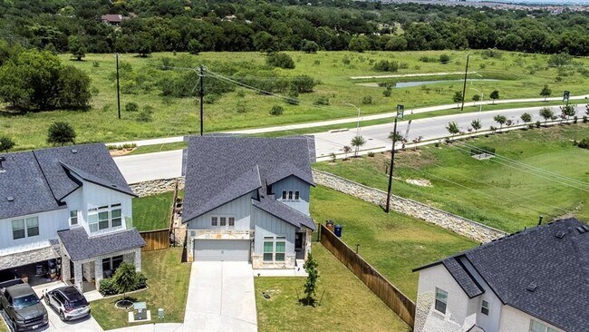 Building Photo - 2800 Sebring Cir