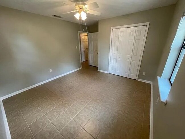 Building Photo - Cozy 3BR Ranch Home with Fenced Backyard in Springfield