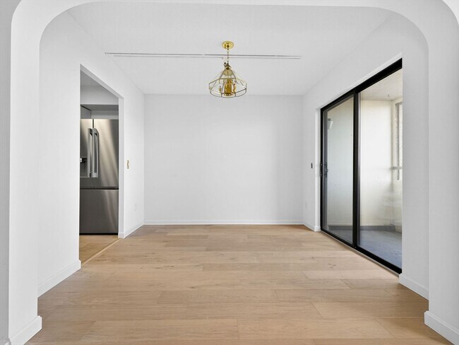 Building Photo - 250 Hammond Pond Pkwy