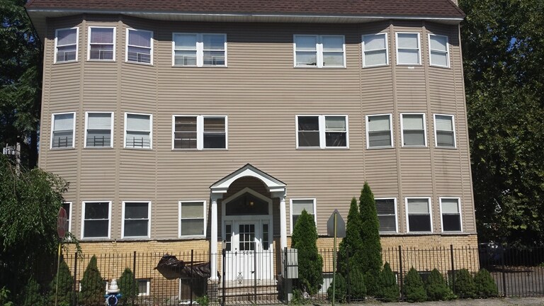 Primary Photo - 509 21st St