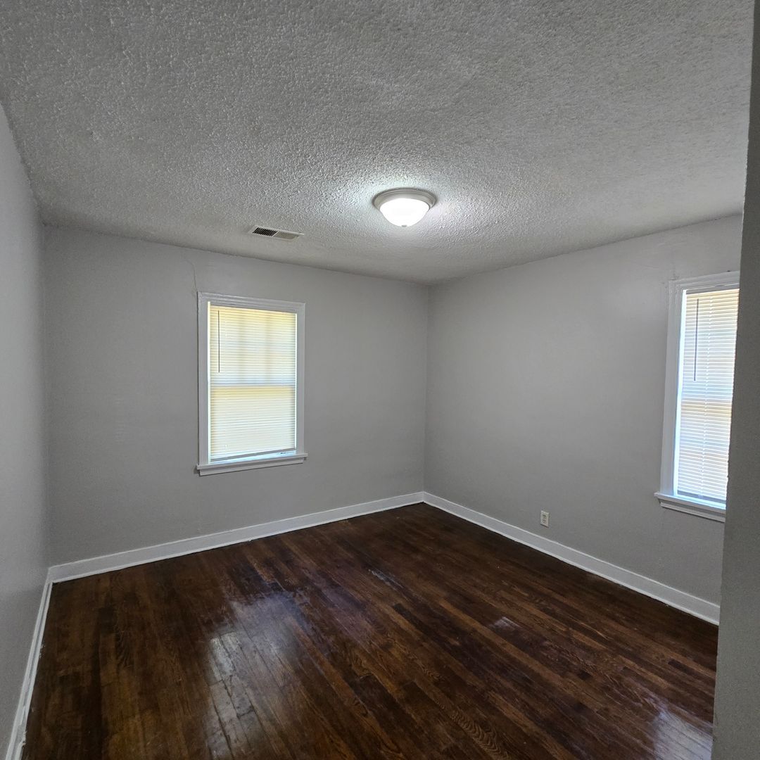 Building Photo - 3870 Fizer Ave
