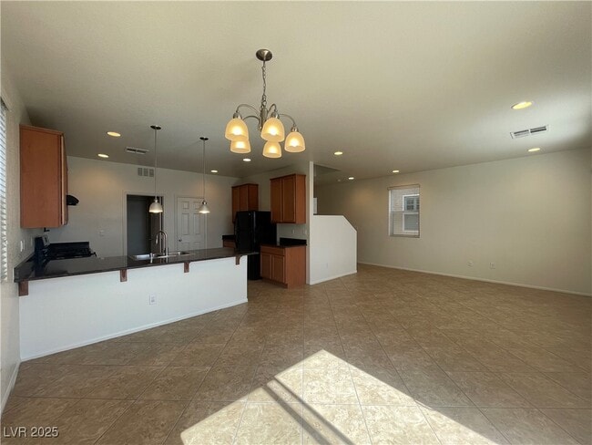 Building Photo - 10632 Summerbell St