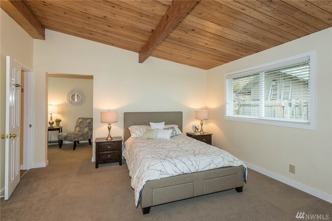 Building Photo - 27571 Sandy Shores Dr SW