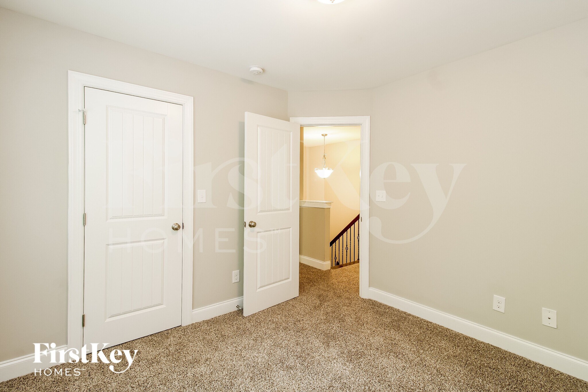 Building Photo - 4669 Pebble Lake Dr