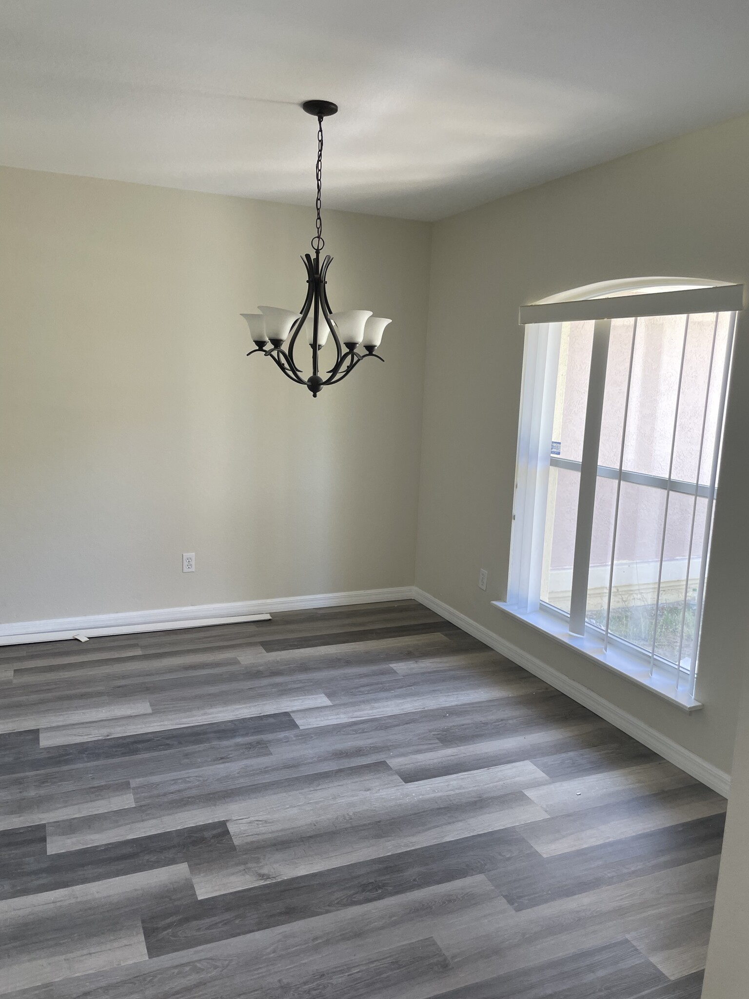 Dining room - 47 Dogwood Drive Pass