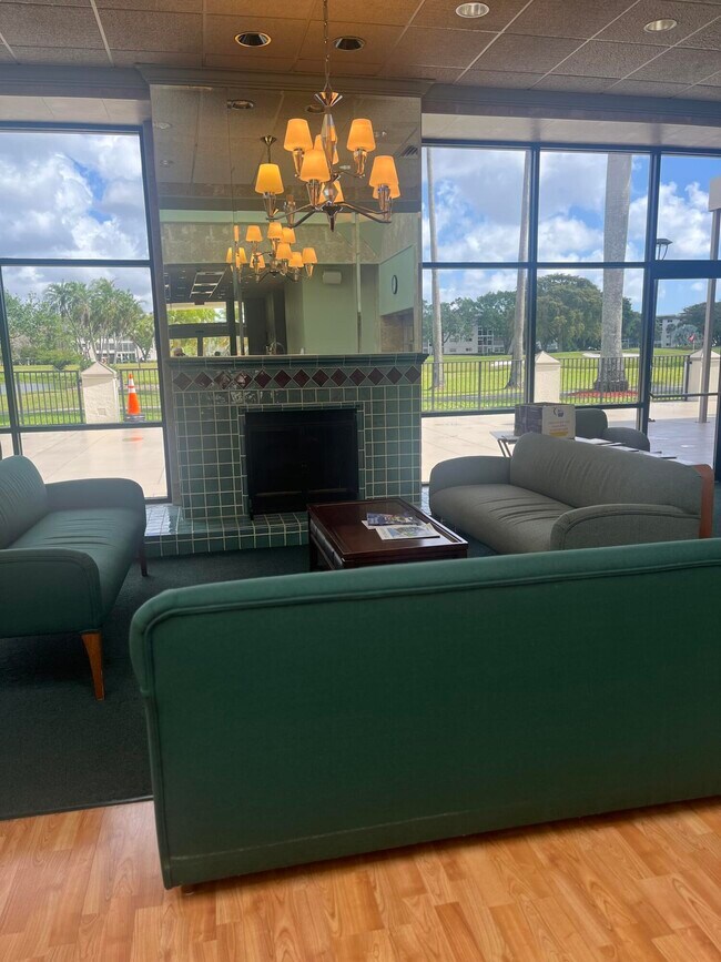 Building Photo - 2614 Nassau Bend