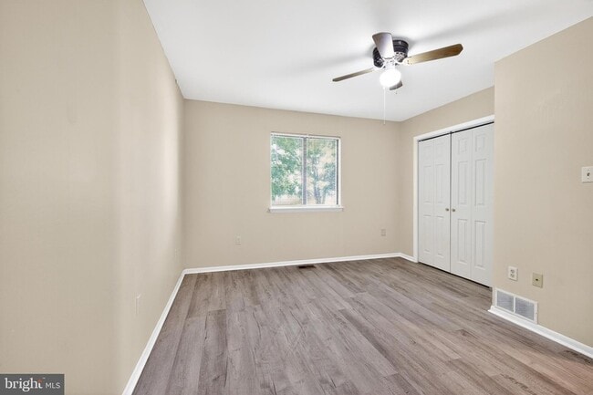 Building Photo - 308 Skeet Ave