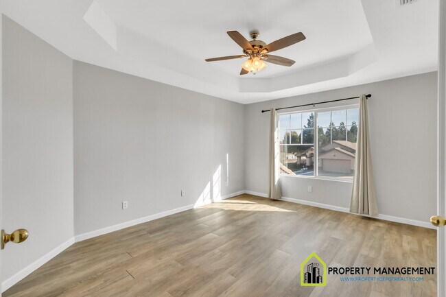 Building Photo - 5-Bedroom Residence Ready for Immediate Move-In