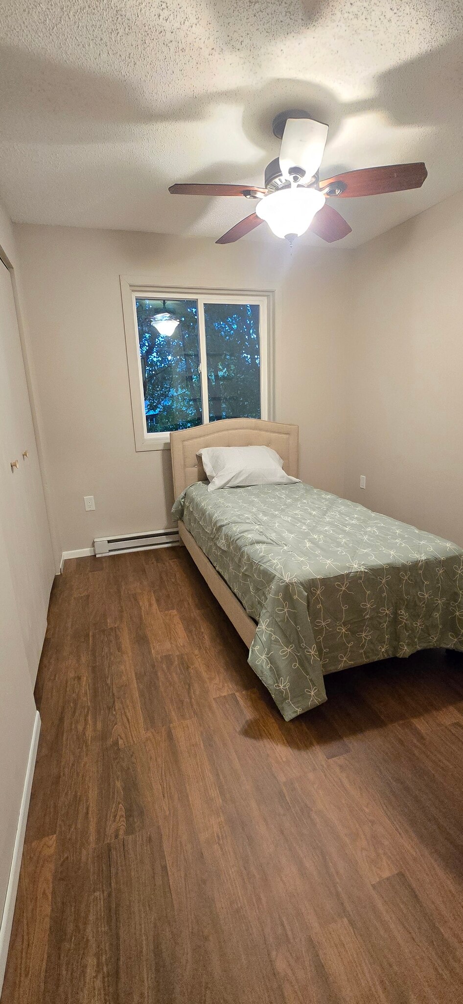 Building Photo - 720 W Village Rd