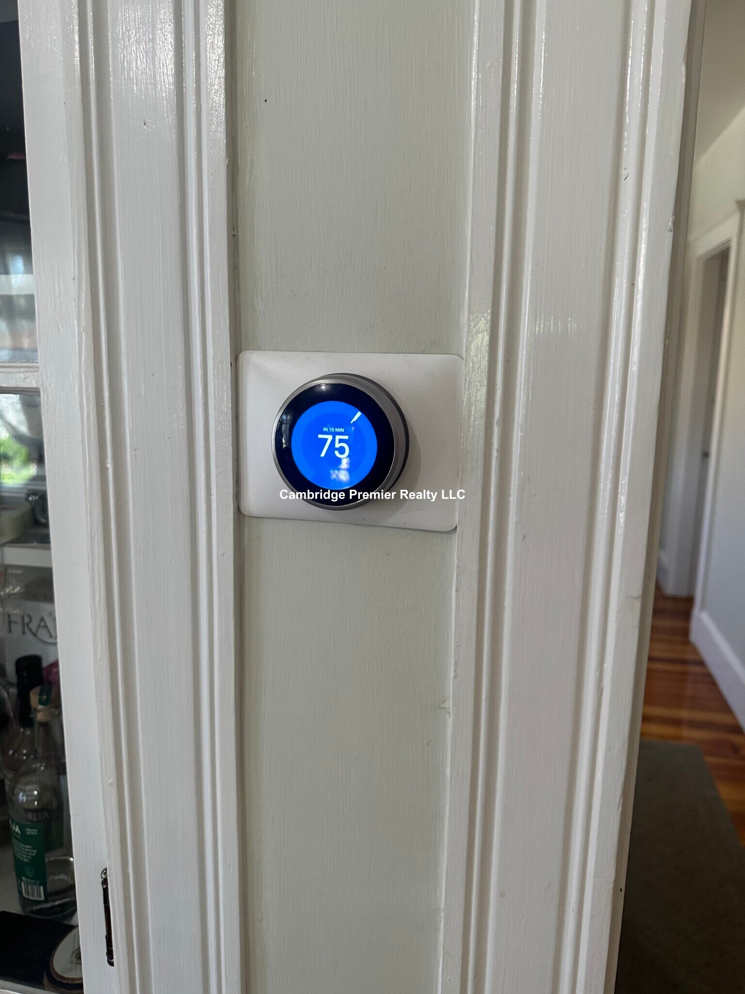 Building Photo - 399 School St