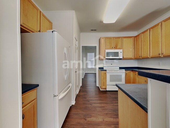 Building Photo - 5716 Keowee Way