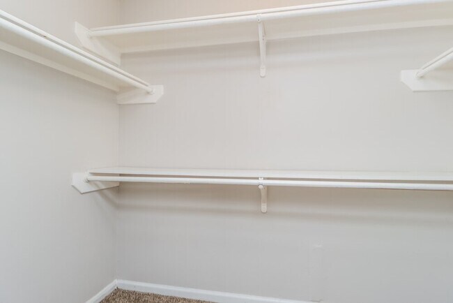 Building Photo - 12119 Bowsman Dr