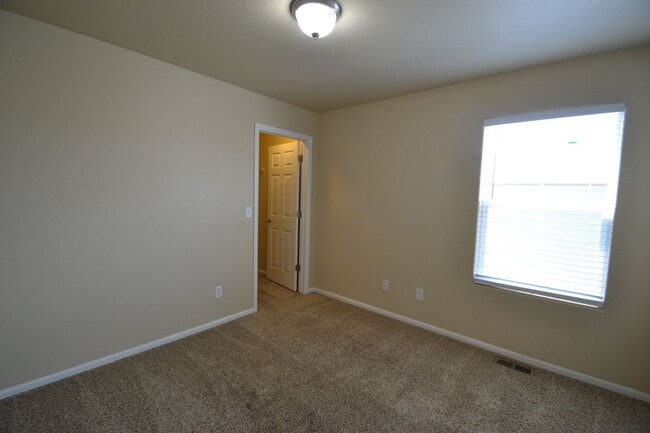 Building Photo - Beautiful Home Near Woodmen & Black Forest
