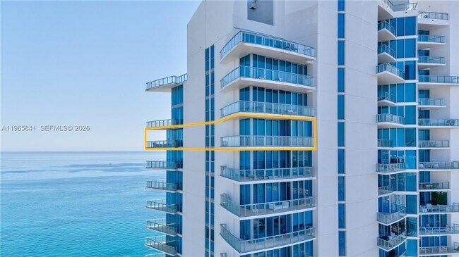 Building Photo - 17001 Collins Ave