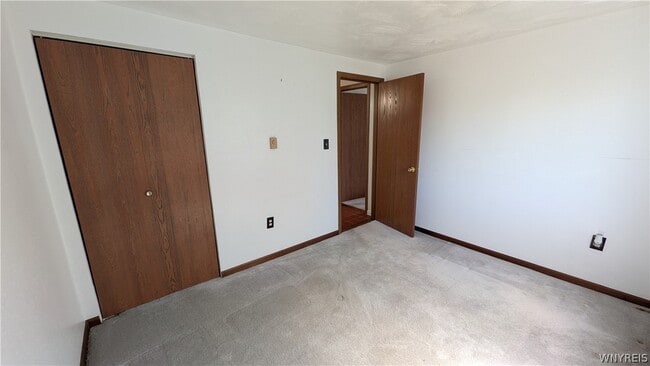 Building Photo - 51 S 86th St