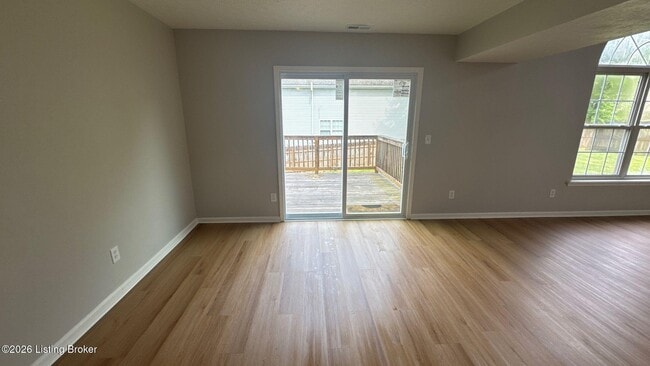 Building Photo - 7901 Bridlewood Pl