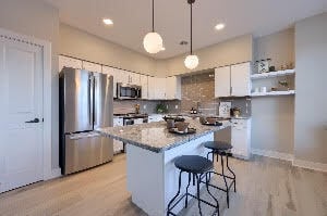 Building Photo - Stadium District Suites