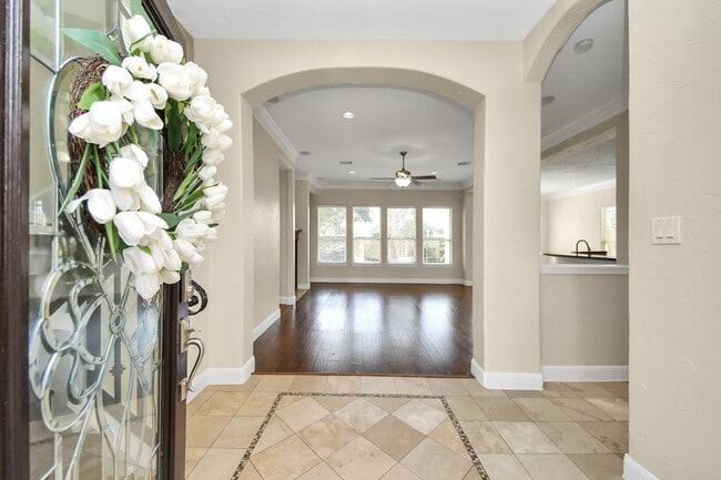 Building Photo - 1493 Silverado Dr