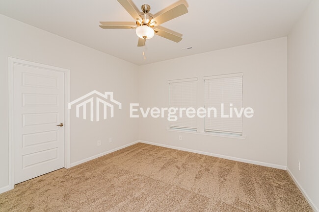 Building Photo - 150 Fenwick Pl