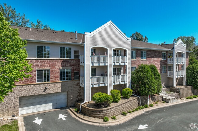 Building Photo - Orono Woods Senior Living