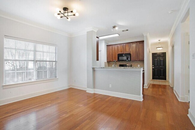 Building Photo - 6715 Windrift Way