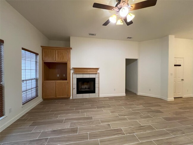 Building Photo - 1116 Cimarron Ct
