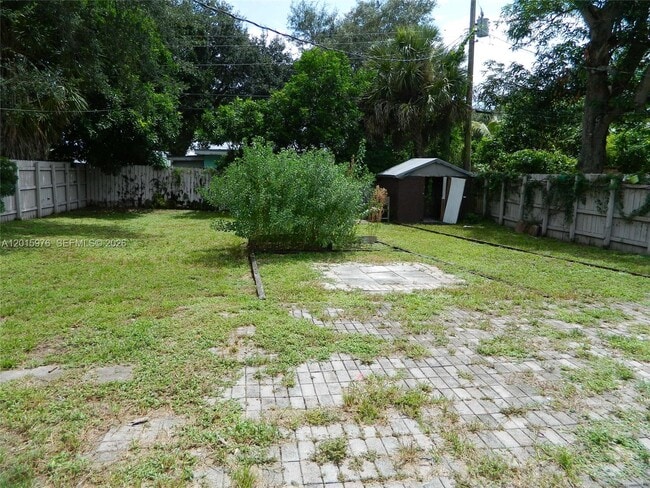 Building Photo - 1340 SW 34th Ave